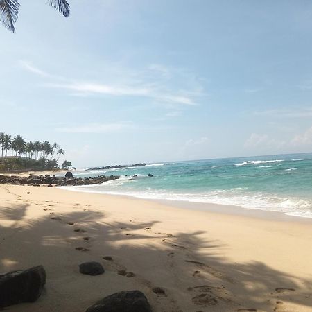 Sooriya Villa Talpe Buitenkant foto