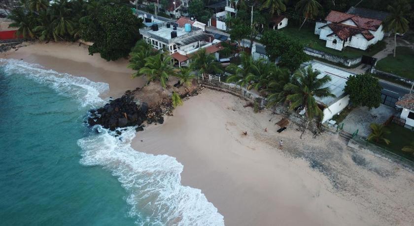 Sooriya Villa Talpe Buitenkant foto