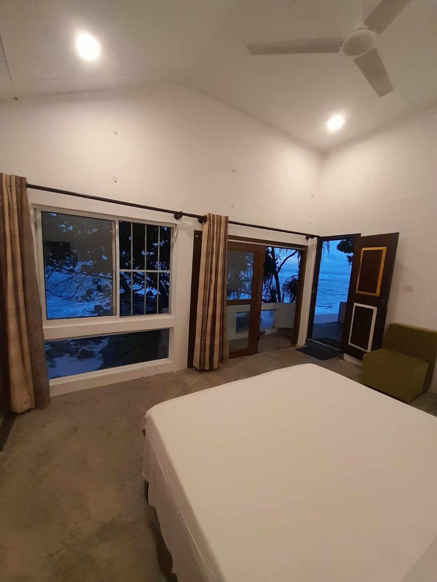 Sooriya Villa Talpe Buitenkant foto