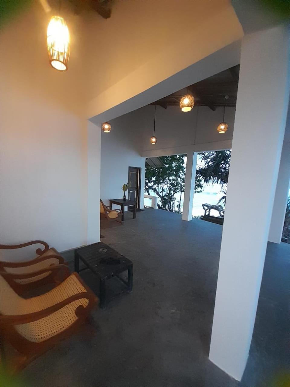 Sooriya Villa Talpe Buitenkant foto