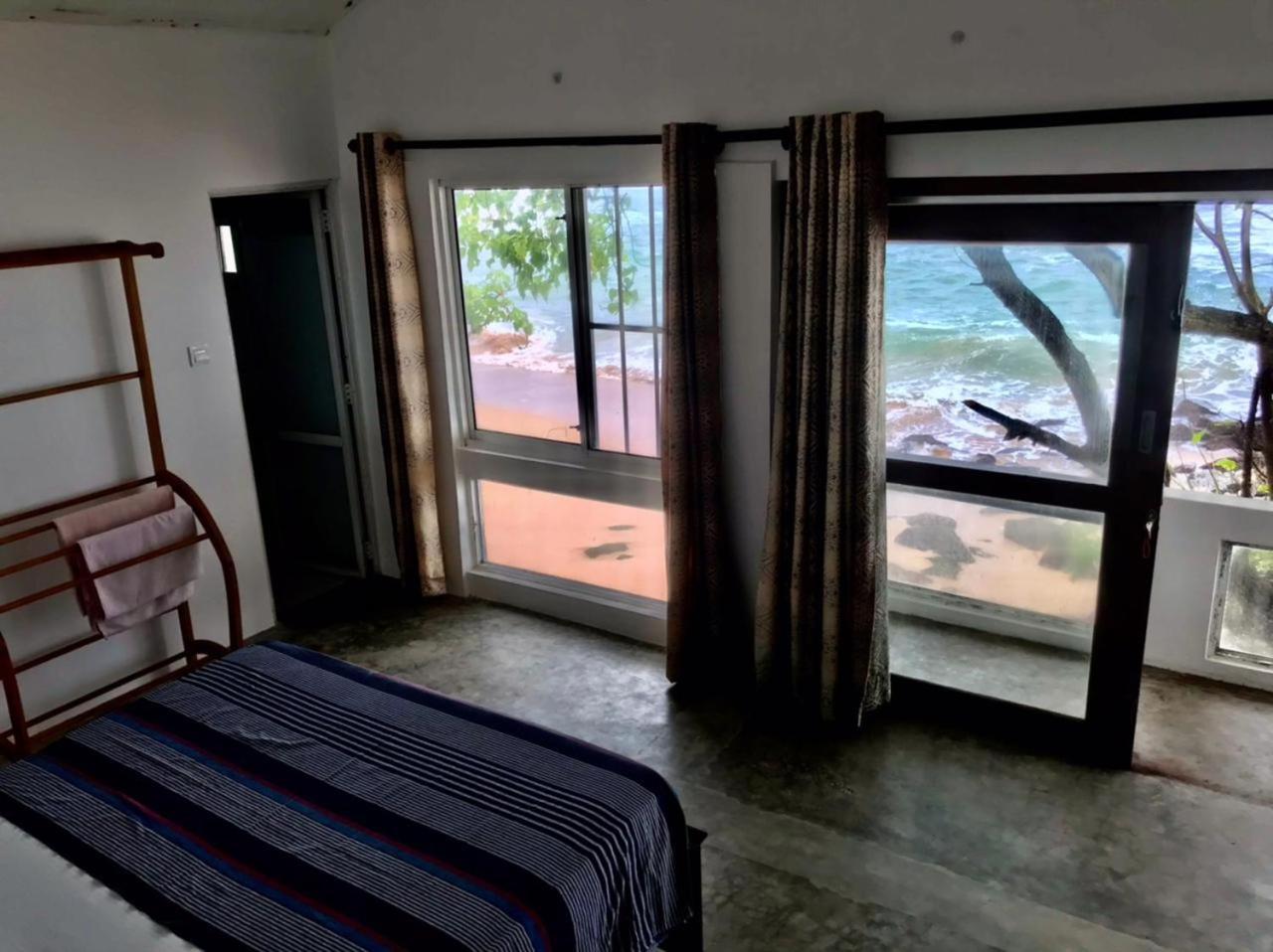 Sooriya Villa Talpe Buitenkant foto