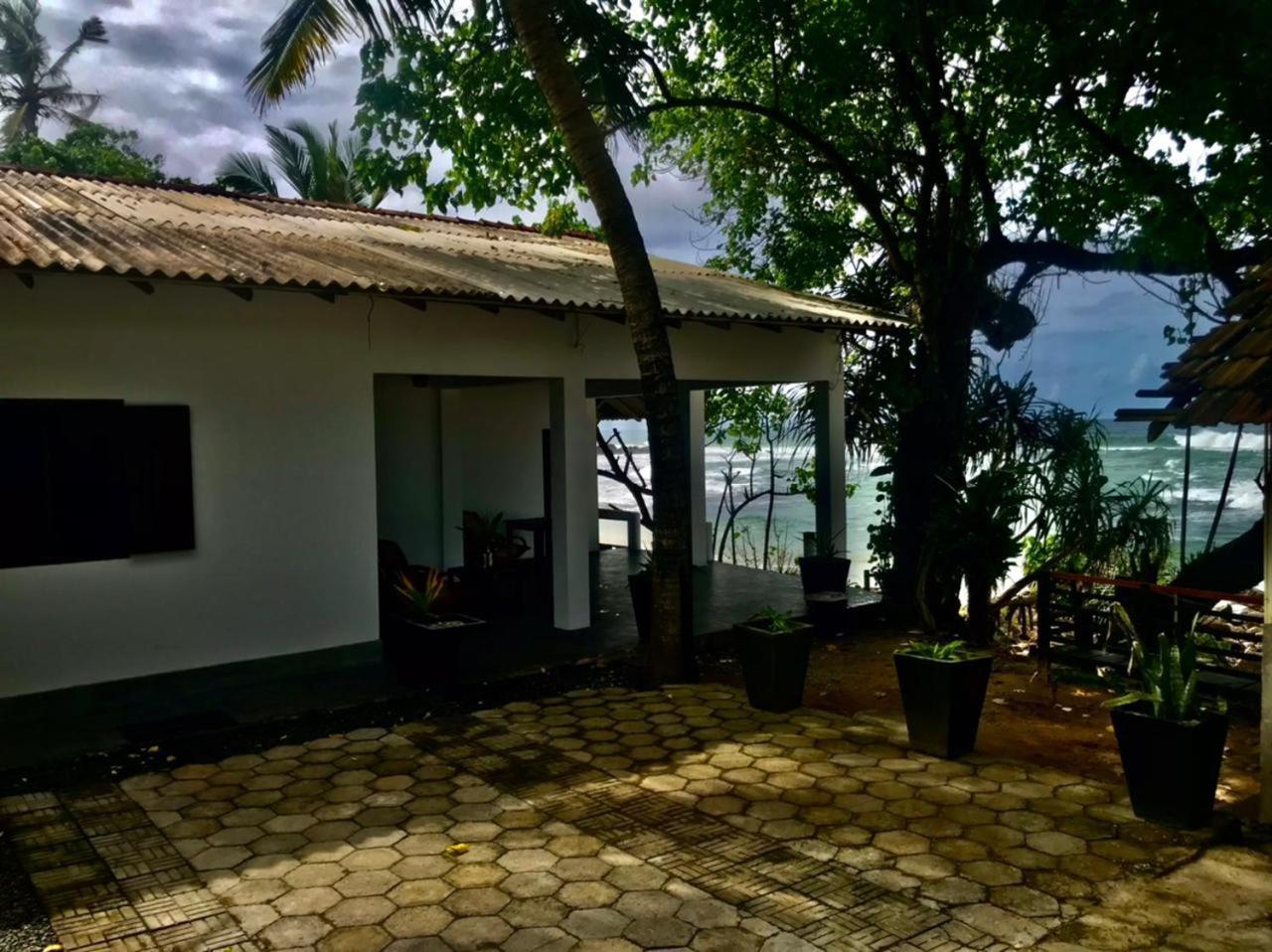 Sooriya Villa Talpe Buitenkant foto